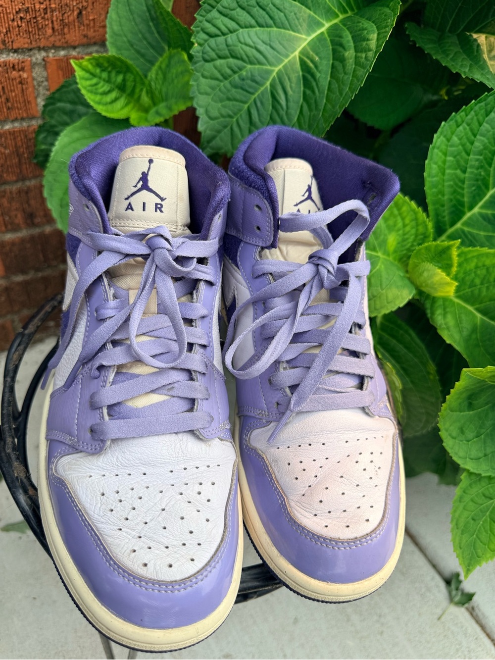 Air Jordan 1 Mid SE Nike Leather Women's High-Top Sneaker Purple/Lavender Size 9 - Picture 4 of 8